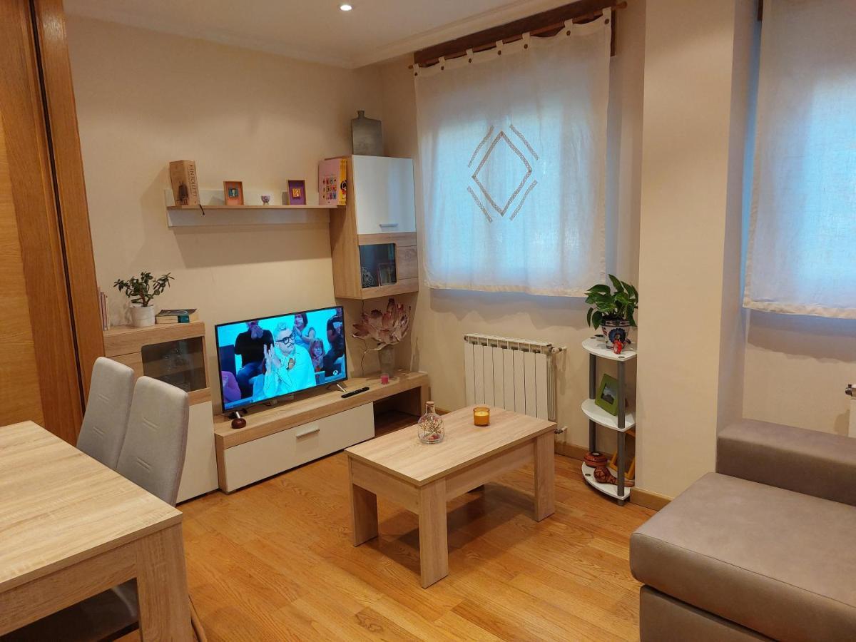 Apartamento Vieiro Con Plaza Garaje Gratis Сантьяго-де-Компостела Екстер'єр фото